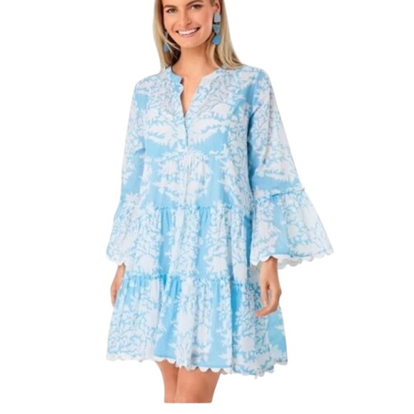 Tuckernuck Dresses & Skirts - Tuckernuck JULIET DUNN Pastel Blue Palladio Flared Sleeve Dress